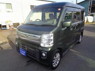NISSAN NV100 CLIPPER RIO