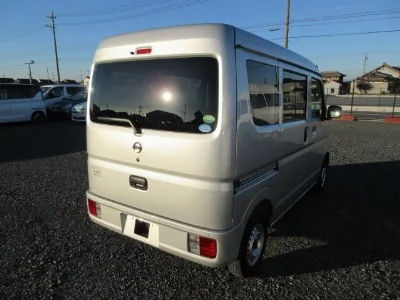 NISSAN NV100 CLIPPER