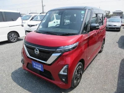 NISSAN ROOX