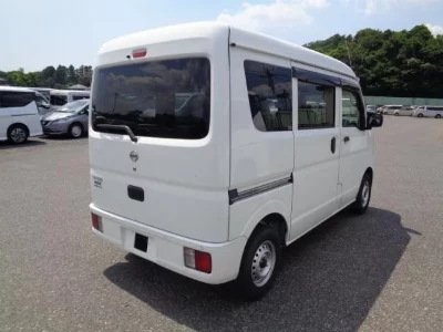 NISSAN NV100 CLIPPER