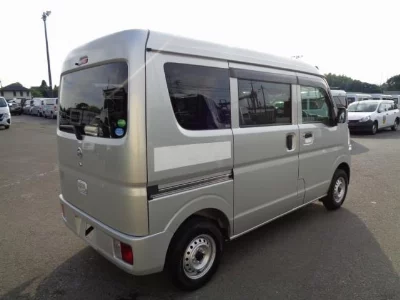 NISSAN NV100 CLIPPER