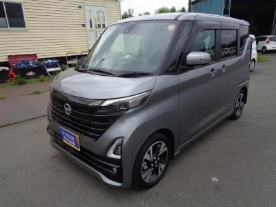 NISSAN ROOX
