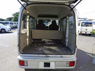NISSAN NV100 CLIPPER