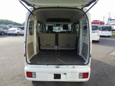 NISSAN NV100 CLIPPER