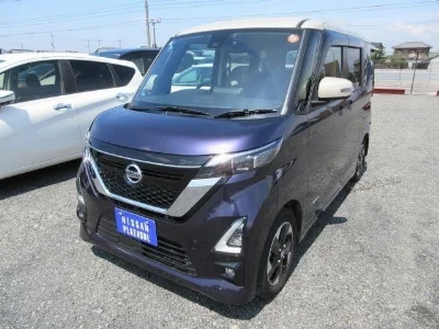 NISSAN ROOX