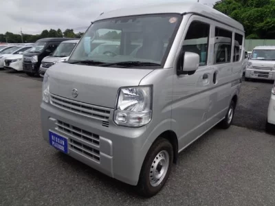 NISSAN NV100 CLIPPER