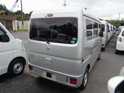 NISSAN NV100 CLIPPER
