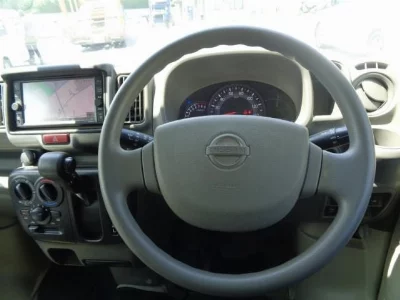 NISSAN NV100 CLIPPER