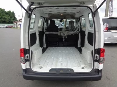 NISSAN NV200 VANETTE VAN
