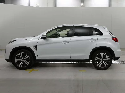 MITSUBISHI RVR