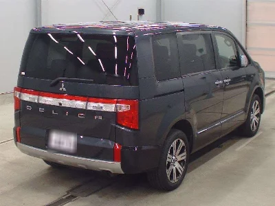 MITSUBISHI DELICA D:5