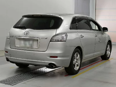TOYOTA MARK X ZIO
