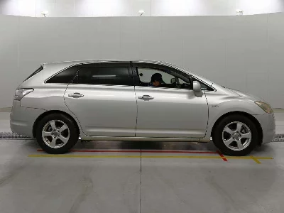 TOYOTA MARK X ZIO