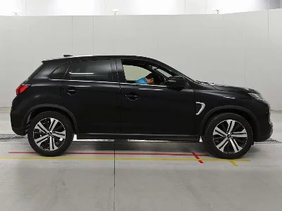 MITSUBISHI RVR