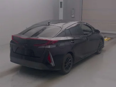 TOYOTA PRIUS PHV