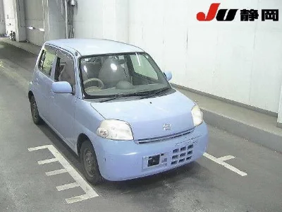 DAIHATSU ESSE