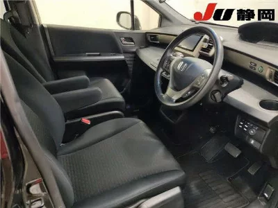 HONDA FREED SPIKE