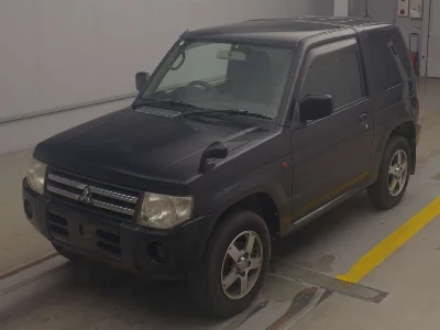 MITSUBISHI PAJERO MINI