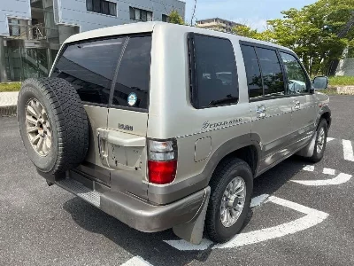 ISUZU BIGHORN