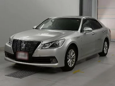 TOYOTA CROWN HYBRID