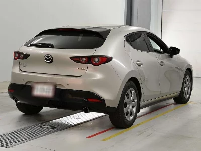 MAZDA MAZDA3 FASTBACK