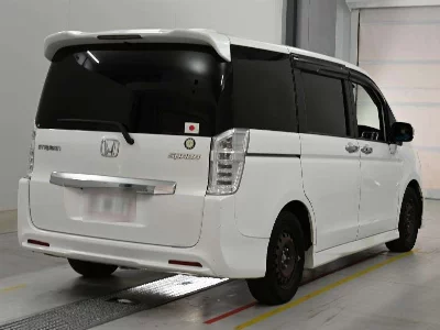 Honda STEPWGN SPADA