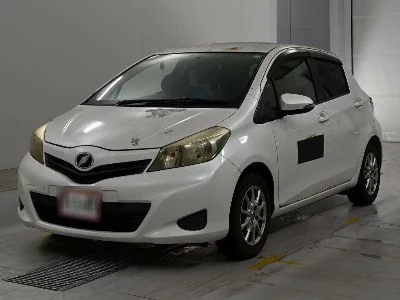 TOYOTA VITZ