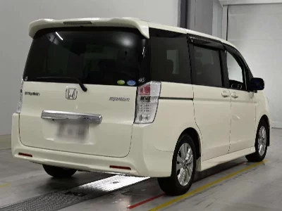 Honda STEPWGN SPADA