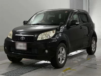 TOYOTA RUSH