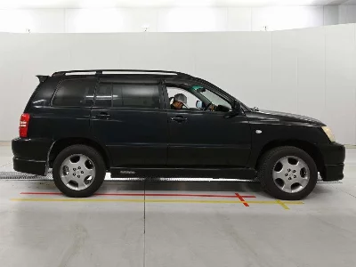 TOYOTA KLUGER