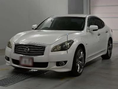 NISSAN FUGA