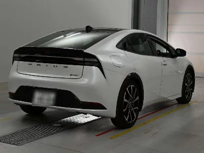 TOYOTA PRIUS PHV