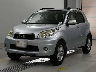 TOYOTA RUSH