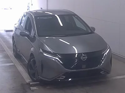 NISSAN AURA