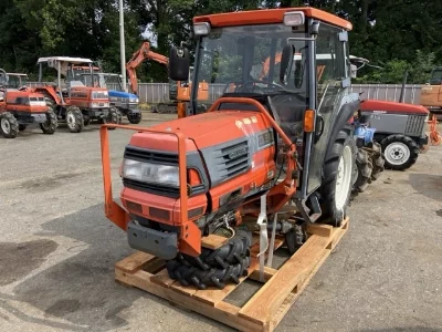 KUBOTA KUBOTA