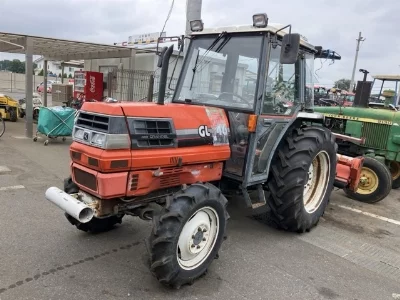 KUBOTA KUBOTA