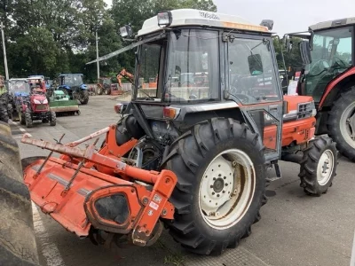 KUBOTA KUBOTA