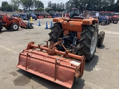 KUBOTA KUBOTA