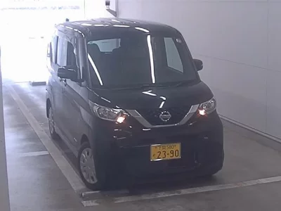 NISSAN ROOX