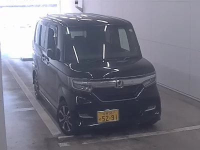 HONDA N BOX CUSTOM