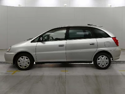 TOYOTA NADIA