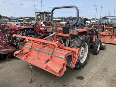 KUBOTA KUBOTA