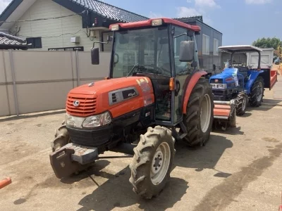 KUBOTA KUBOTA