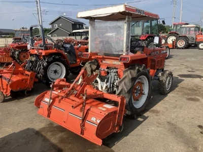 KUBOTA KUBOTA