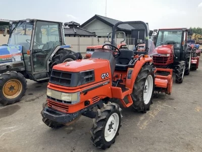 KUBOTA KUBOTA