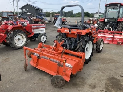KUBOTA KUBOTA