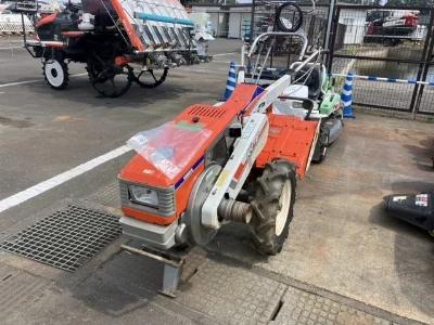 KUBOTA KUBOTA