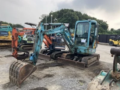 KUBOTA KUBOTA