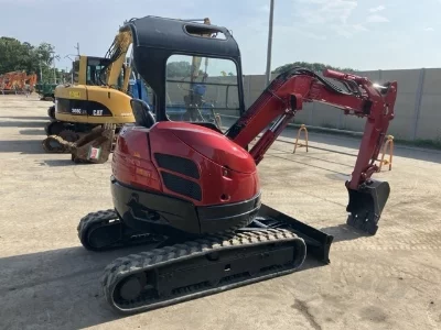 KUBOTA KUBOTA