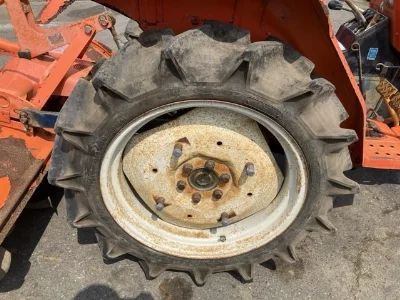 KUBOTA KUBOTA